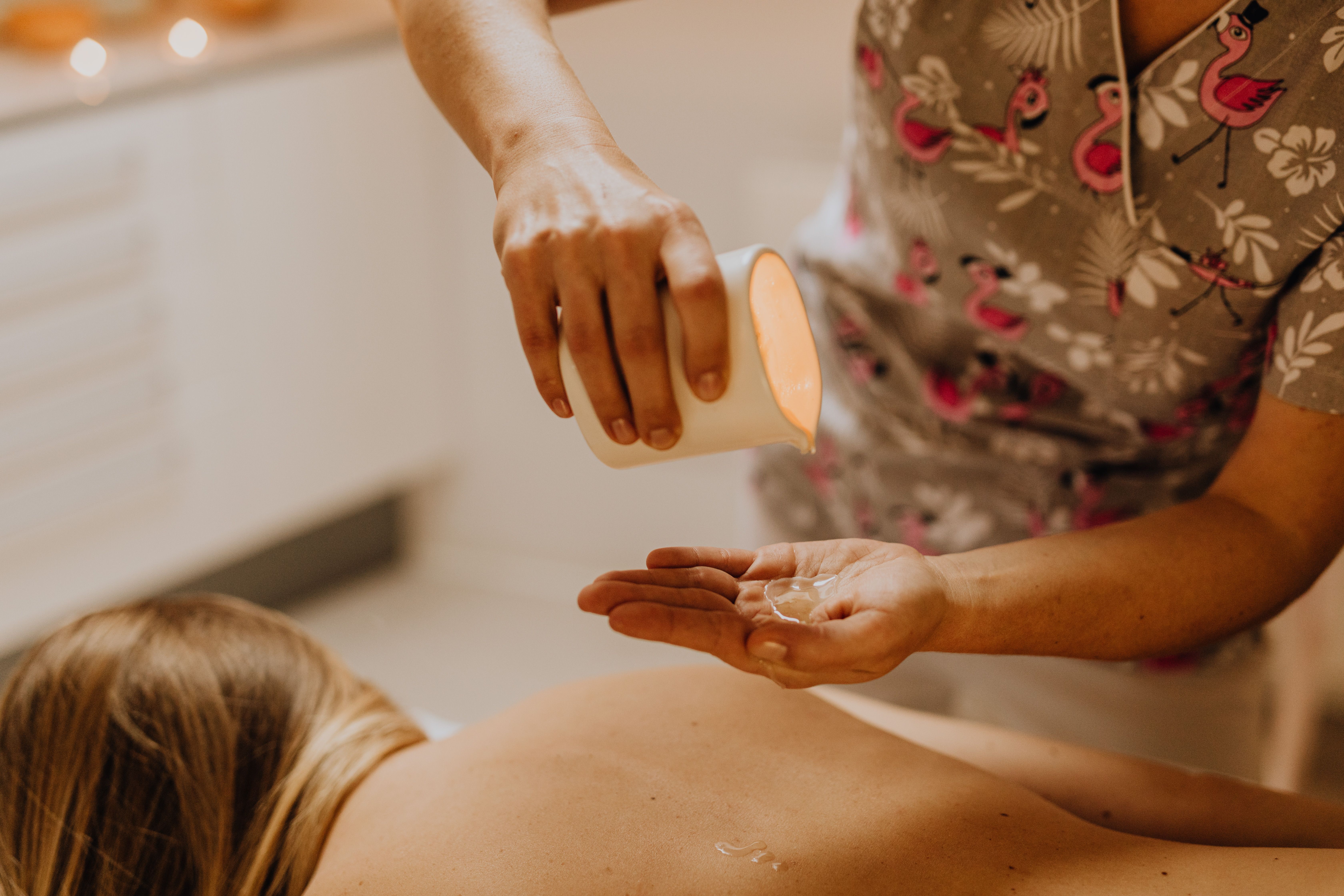 Aromatherapy massage with essential oils in Upper Mount Gravatt Brisbane