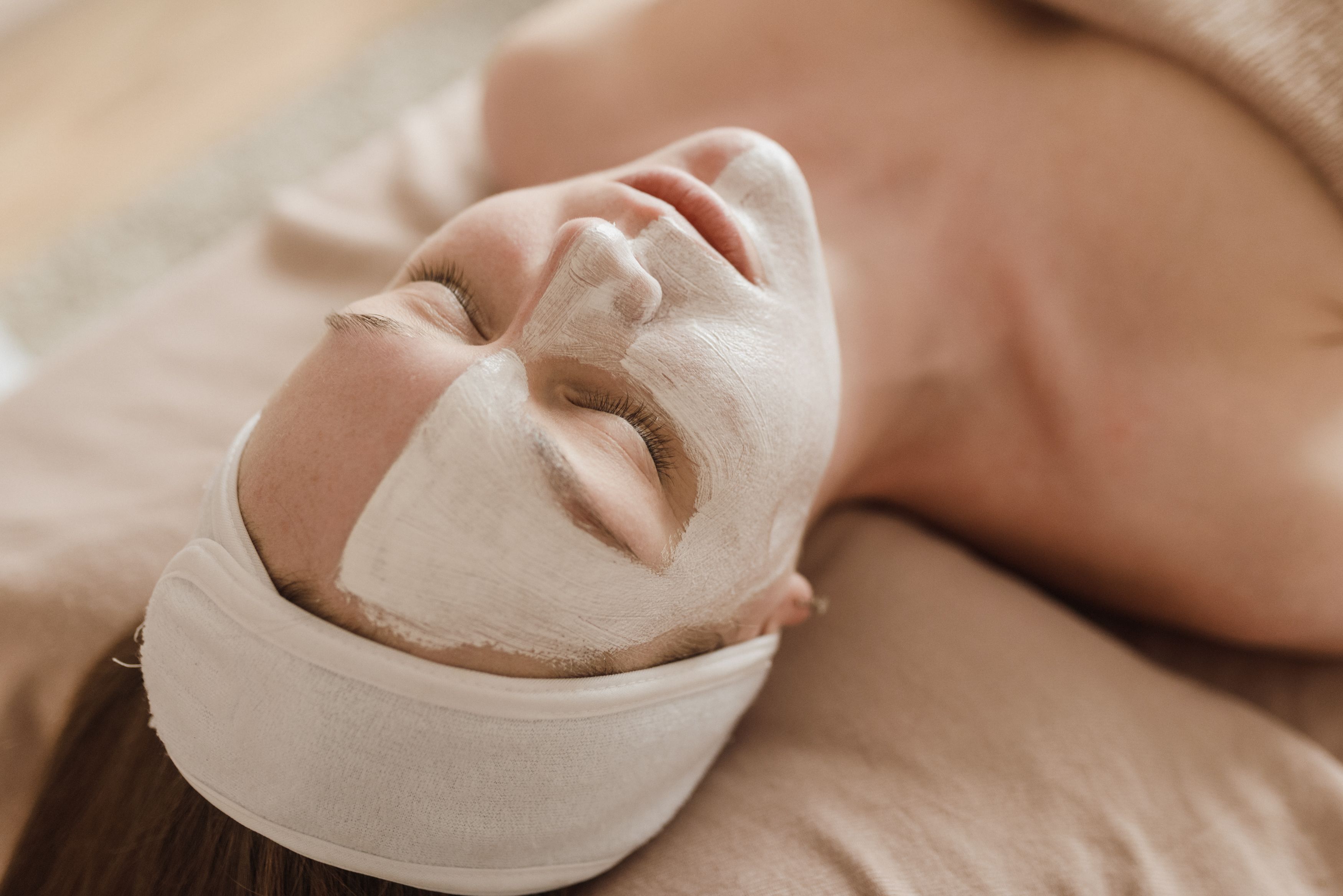 Deluxe massage facial or body scrub package in Upper Mount Gravatt Brisbane